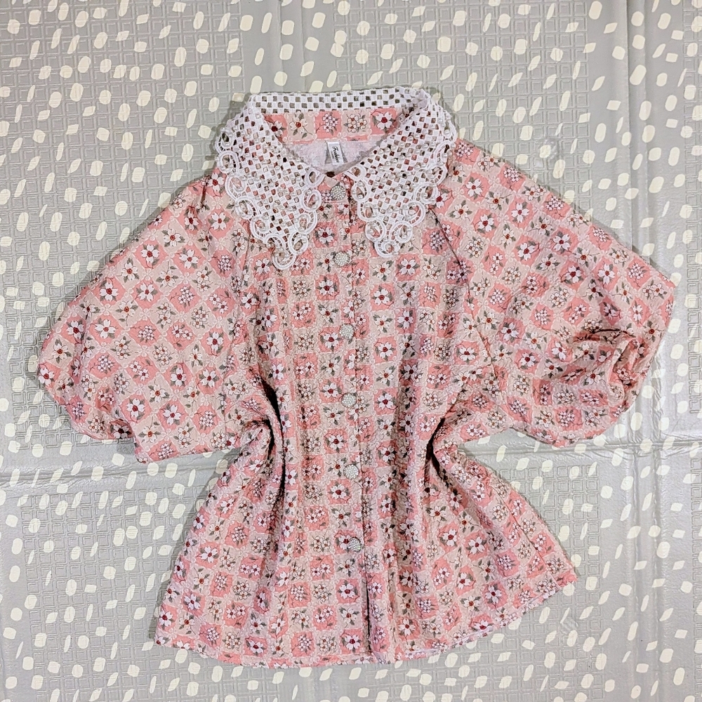 Make An Offer! Pink Lace Collar Blouse